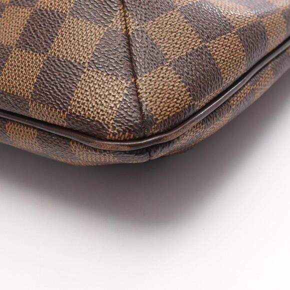 LOUIS VUITTON Brown Damier Leather Shoulder Bag - Picture 11 of 14
